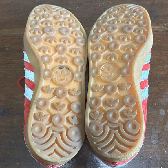 Adidas GAZELLE INDOOR SHOES- Better Scarlet / Cloud White / Gum Men’s Size 8.5 - Picture 6 of 6